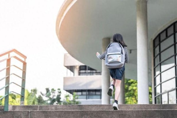 策略红 重庆多区发布校外培训提醒→